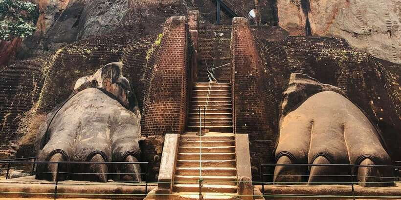 Sigiriya and Dambulla Private Full-Day Tour - Dambulla’s Cave Temple in 45 Minutes
