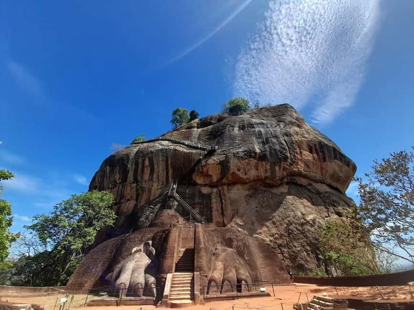 Sigiriya & Dambulla: All Inclusive Day Tour - Who should book this day tour?