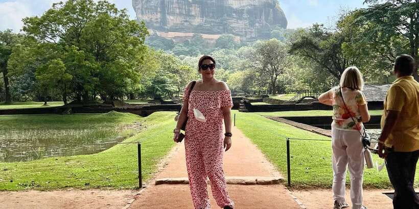 Sigiriya, Dambulla, and Village Safari Day Tour from Negombo - The long run from Negombo to Sigiriya