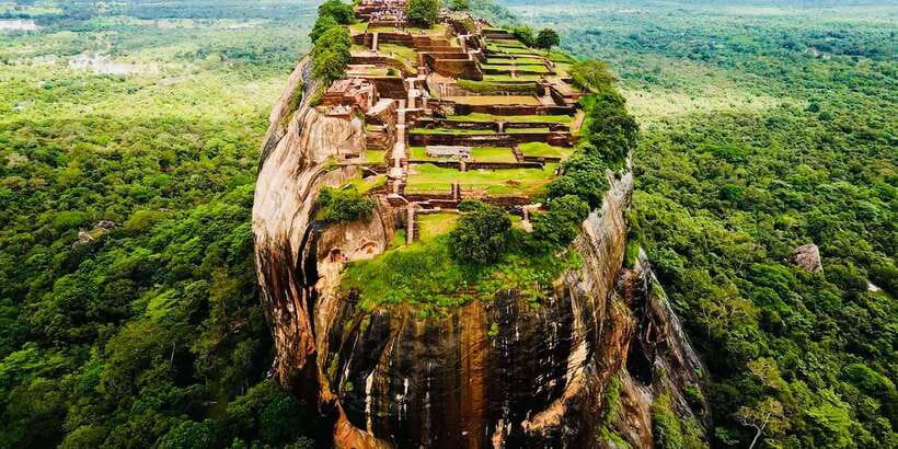 Sigiriya & Dambulla: Private Day Tour From Trincomalee - The museum and the story behind the ruins