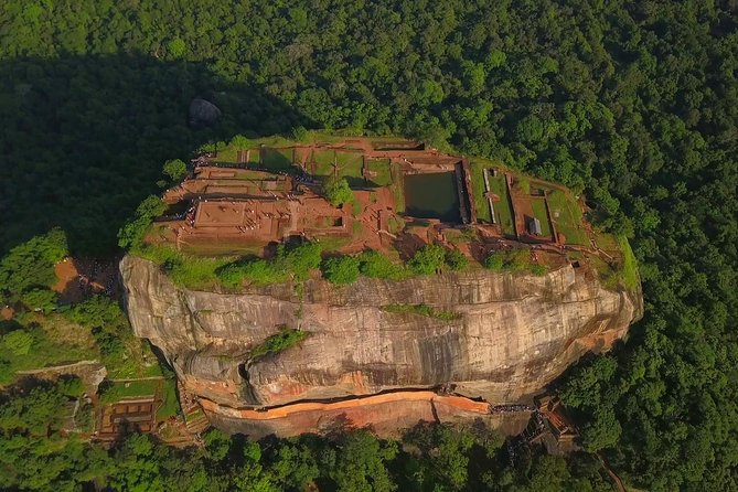 Sigiriya & Dambulla Private Day Trip with Entry Fees & Lunch - Key points at a glance
