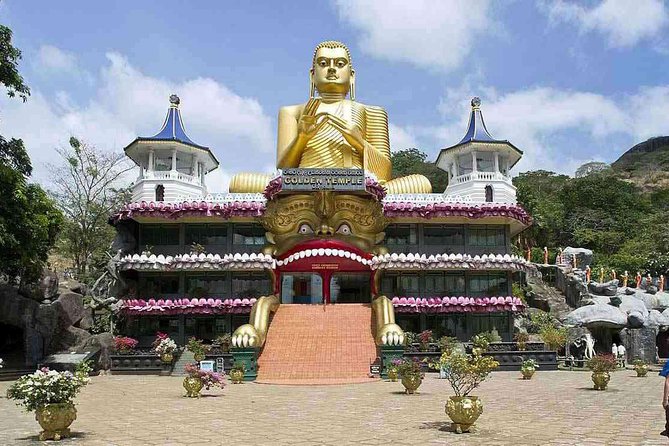 Sigiriya & Dambulla Private Day Trip with Entry Fees & Lunch - Frescoes, statues, and five caves at Dambulla