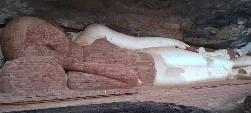 Sigiriya Lion's Rock & Dambulla Golden Cave Temple Trip - Choosing Between Pidurangala and Sunset Yoga