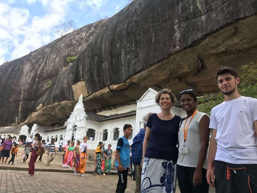 Sigiriya Lion's Rock & Dambulla Golden Cave Temple Trip - Dambulla’s Cave Temple on the First Morning