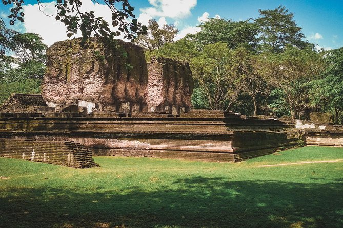 Sigiriya, Polonnaruwa & Dambulla "Trilogy" Day Tour from Colombo - Who will enjoy this day most
