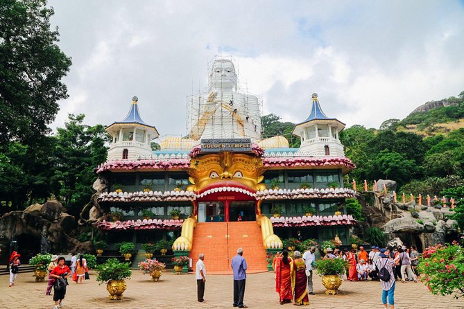Sigiriya Rock and Dambulla Cave All Inclusive Private Day Trip - Dambulla’s five painted caves