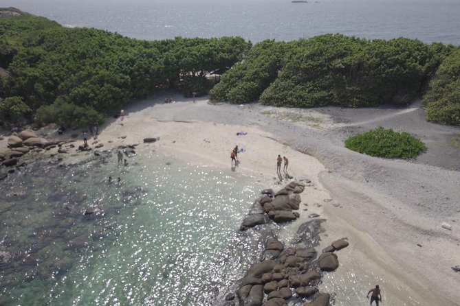 Snorkeling at Pigeon Island - What the outing does well, and where it falls short