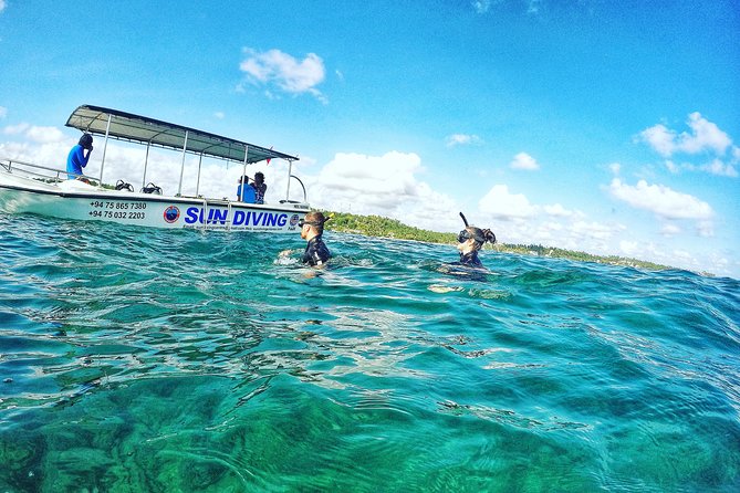 Snorkeling On Beautiful Rock Island - Unawatuna by Boat - Leaving Unawatuna Beach by boat