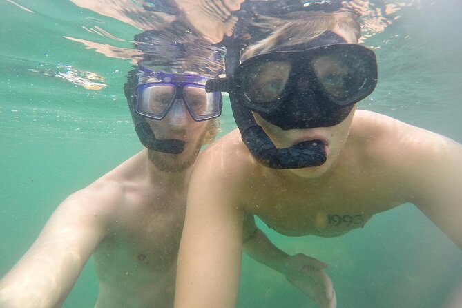 Snorkeling On Beautiful Rock Island - Unawatuna by Boat - What to bring to Unawatuna