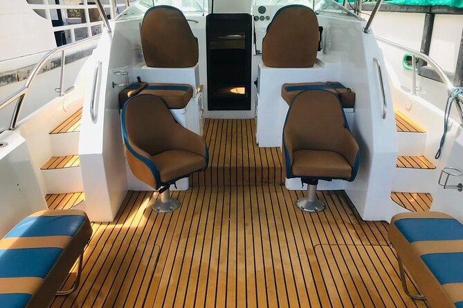 Sports Boat- Private Whale Watching Trip( free breakfast & paid pick-up) - Leaving at 7:00 am from Mirissa