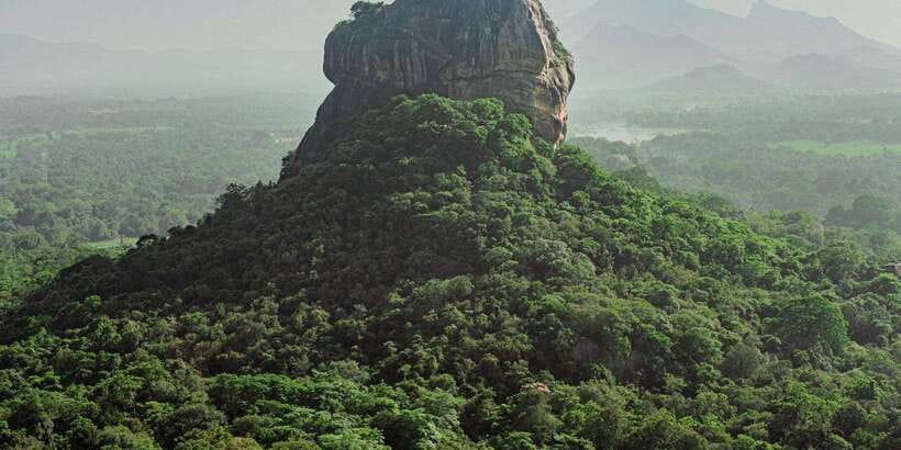 Sri Lanka: 3N4Day guided FULL TOUR with hotel accommodations - Hotels, transport, and what $355 covers