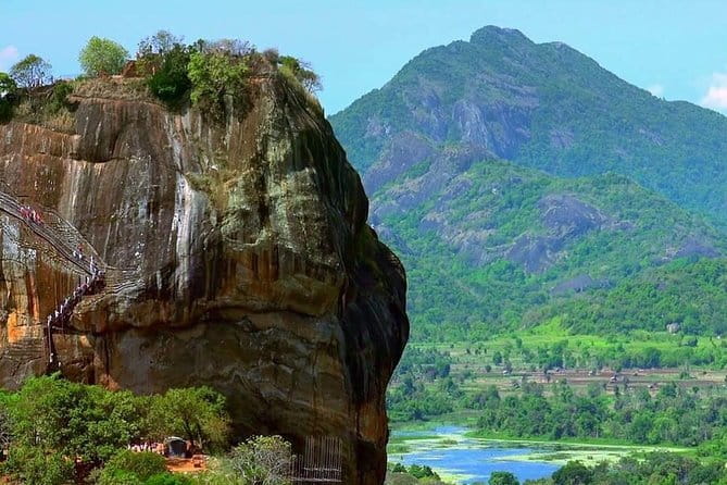 Sri Lanka 4 Day Private Tour - Day 3: Kelani River rafting, Ramboda Falls, and tea