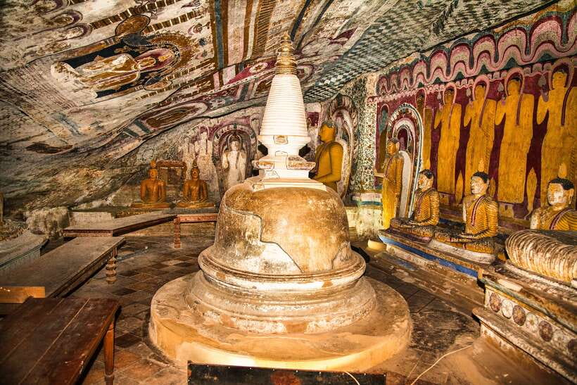 Sri Lanka: 5 Days Multi City Sightseeing Tour - Practical preparation for temples, climbs, and heat