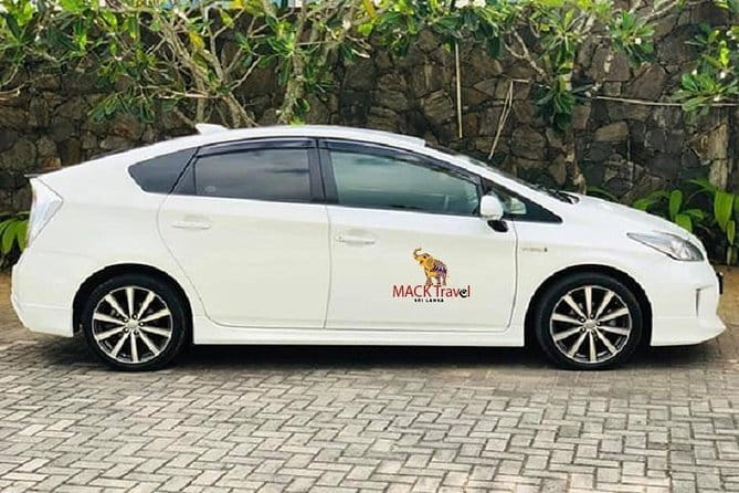 Sri Lanka Car and Driver Hire - Private Driver and Chauffeur - What the $40 group price really buys