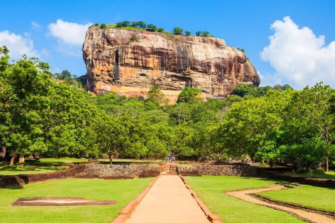 Sri Lanka Ella Private Day Tour Nine Arch & Elephant transit home - Ravana Ella Falls and the story of King Ravana
