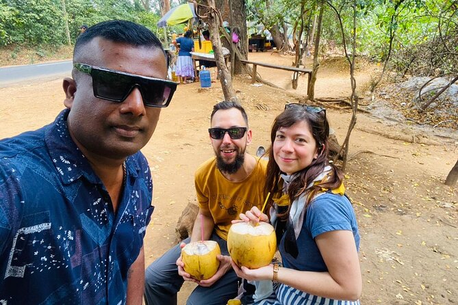 Sri Lanka Sightseeing Tour 8 Day 7 Nights ( All Inclusive ) - Day 1: Dambulla caves and Pidurangala sunset