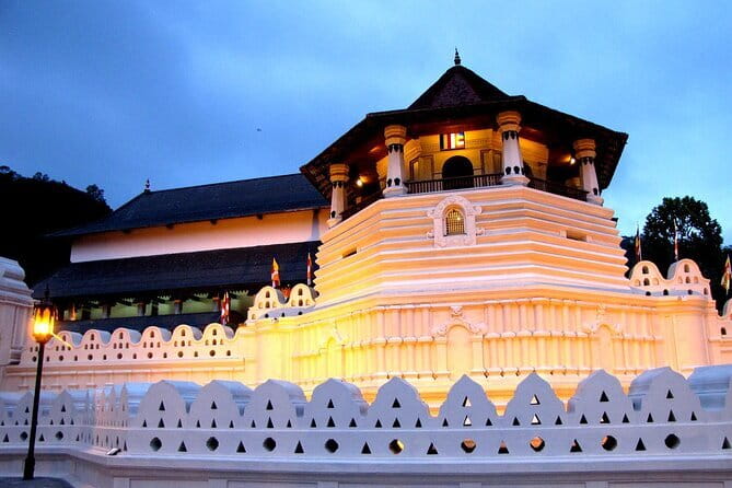 Tailor-made Multi-day Private Tour Packages in Sri Lanka - What the $30 advance payment really means