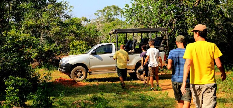 Tangalle/Hiriketiya: Udawalawa Safari & Elephant Transit Hom - The elephant transit-home stop