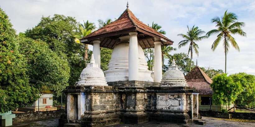Three Temples Loop In Kandy Day Tour By Tuk Tuk - Five reasons this Kandy tour deserves attention
