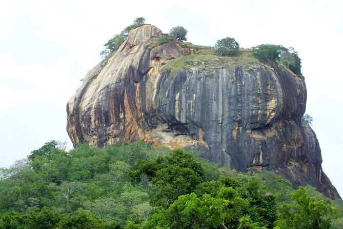 Throughout the Pearl Island in 14 Days - Wilpattu and the ancient capital of Anuradhapura