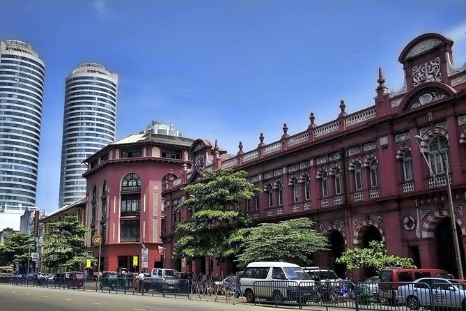 Tuk It Easy Colombo - Markets, shops, and the working city