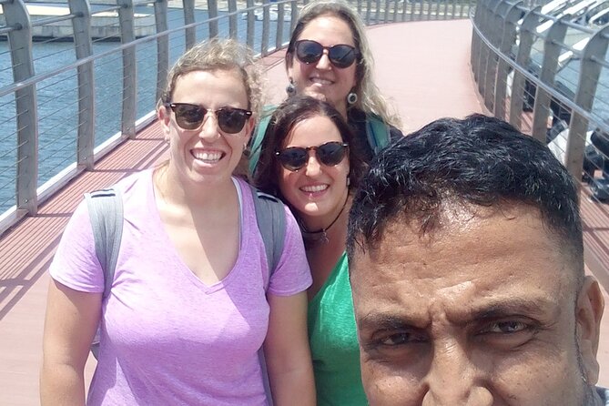 Tuk Trip is Very Cheap in Colombo (All-inclusive ) city tour - Gangaramaya Temple and Sri Kailawasanatan Swami Temple