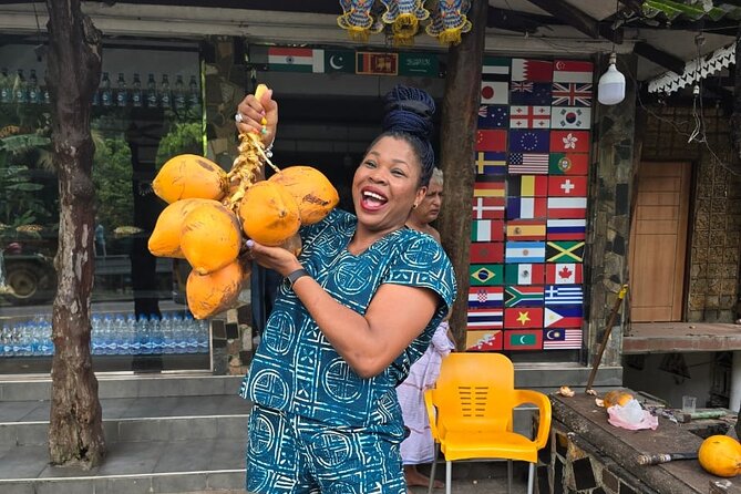 Tuk Tuk safari capital Colombo (Food and Entry Fees) Including - Is $30 good value?