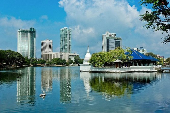 Tuk Tuk Tours From Colombo Port Passenger Dock Shore Excursions. - Independence Square and the meaning of the monument