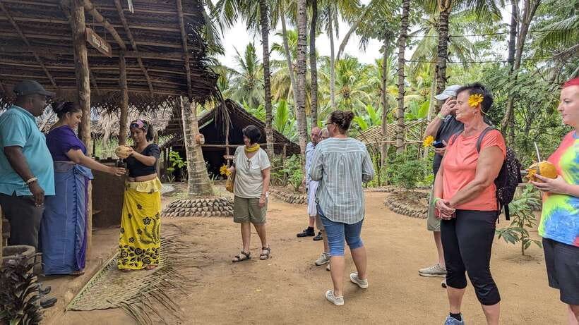 Udawalawe: Farm to Table Cooking & Authe: Village Experience - The old mine: a short lesson in Sri Lanka’s stone trade