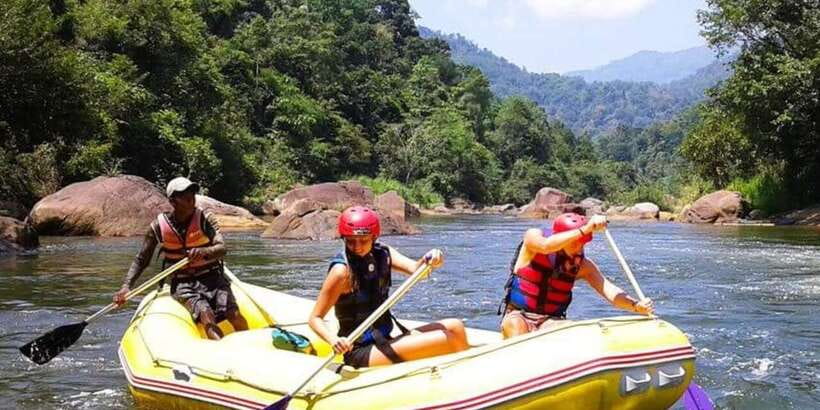 White Water Rafting in Kitulgala - Taking on the first rapids