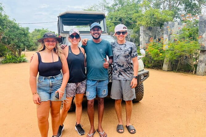 Yala Best Extended Half Day Safari By Ceylon Leopard Safari - At the park entrance, remember the extra fee