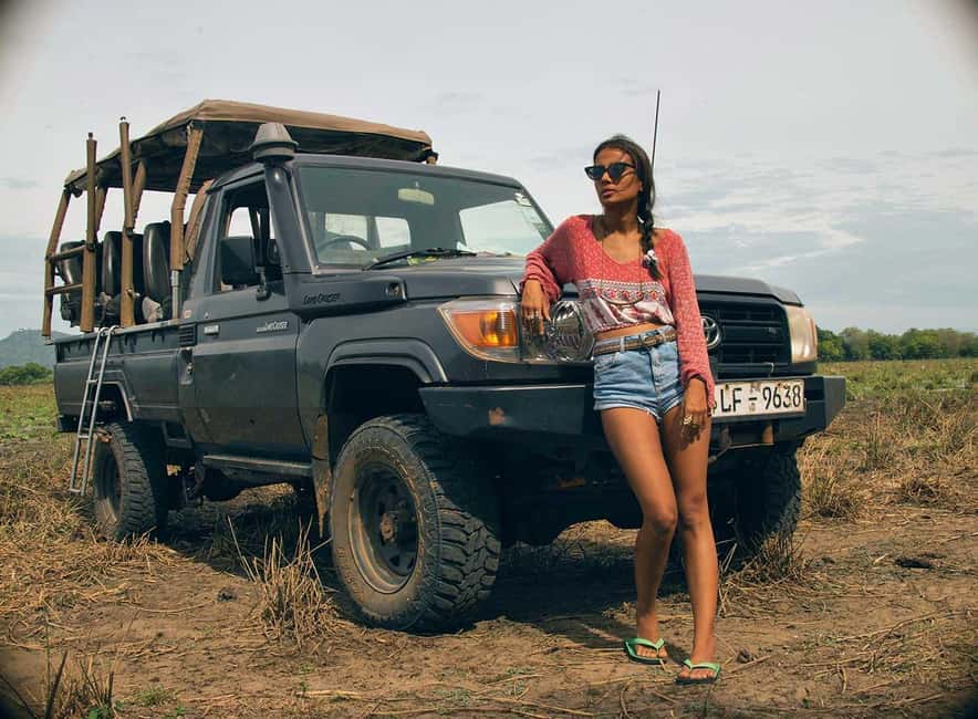 YALA BLOCK 5 & 6 (Weheragala & Lunugamwehera) Safari Tour - Guides, driving, and the value of a private jeep