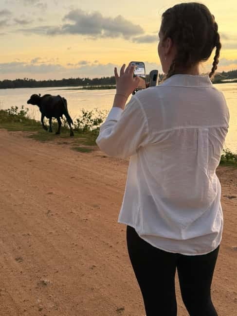 Yala Village Tour: Pottery Class, Lake and Temple Visits - Yatala Tissa Stupa brings Sri Lanka’s early Buddhism close